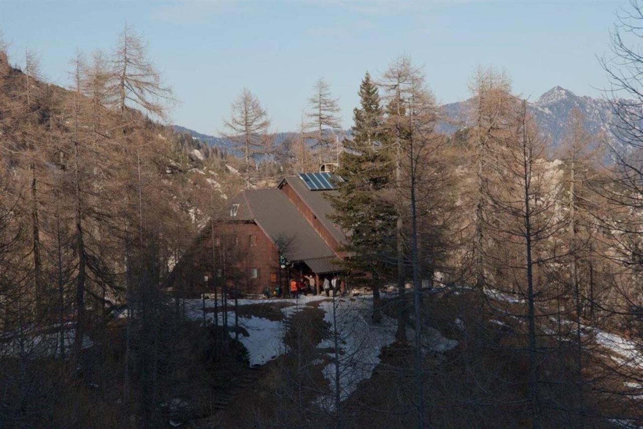Erjavceva Mountain Hut At Vrsic Pass Hotel Kranjska Gora Exterior photo