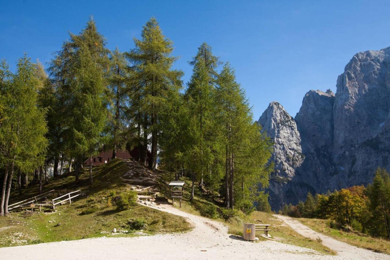 Erjavceva Mountain Hut At Vrsic Pass Hotel Kranjska Gora Exterior photo